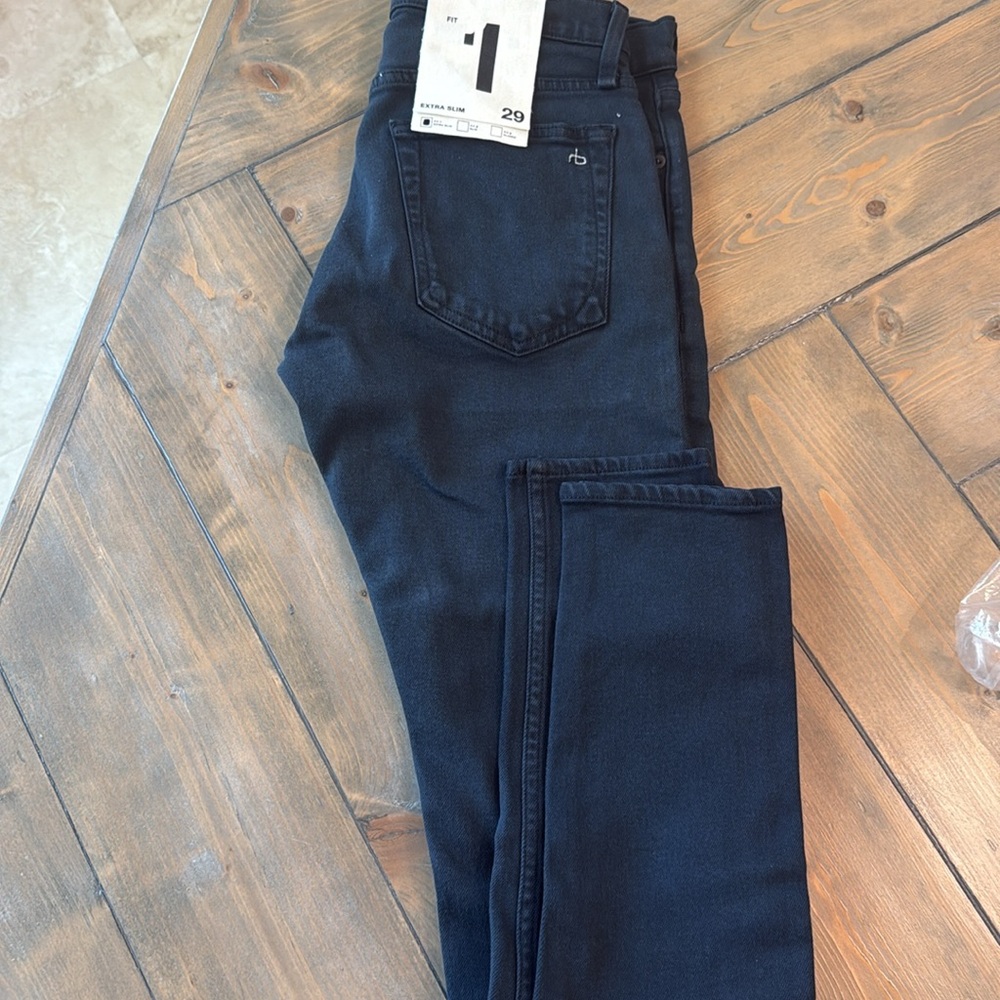Rag & Bone Men’s Blue Jeans - Navy. Fit 1 Extra Slim size 29